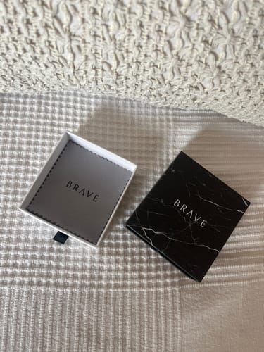 Customer photo review of Cajita Regalo Black Edition