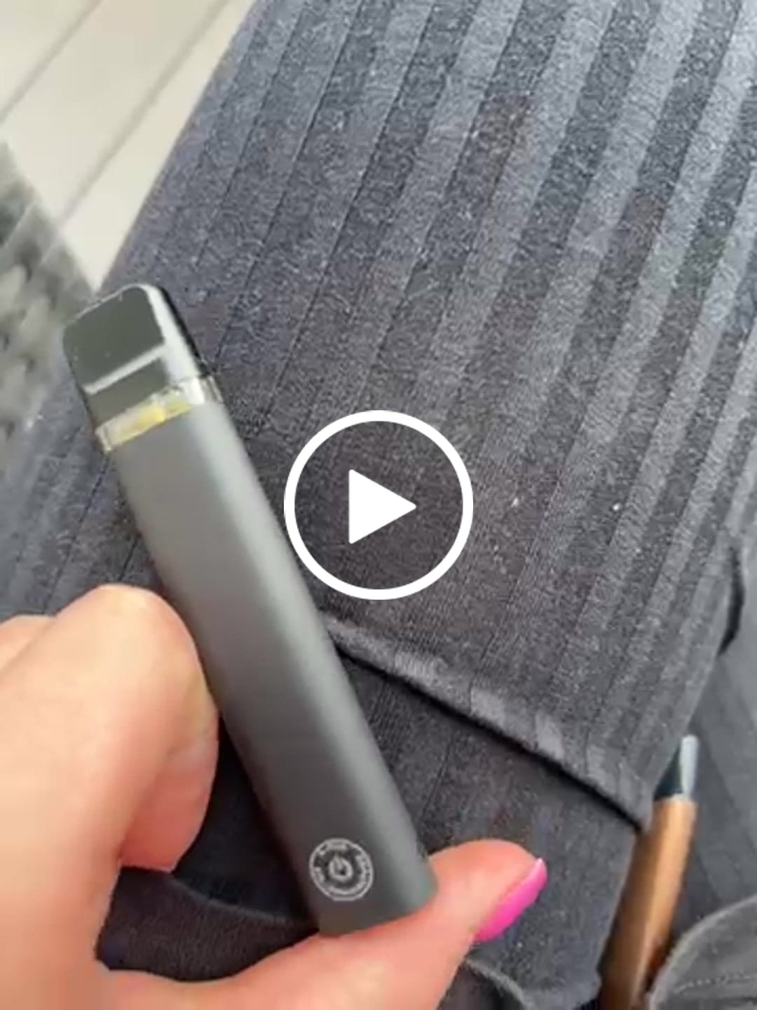 Customer video review of 🍑Flower Power Vape Peach Superior Blend