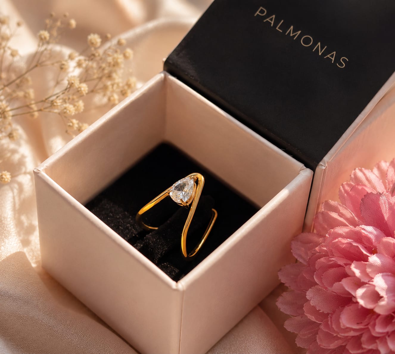 Customer photo review of Trendy Vee Diamond Ring