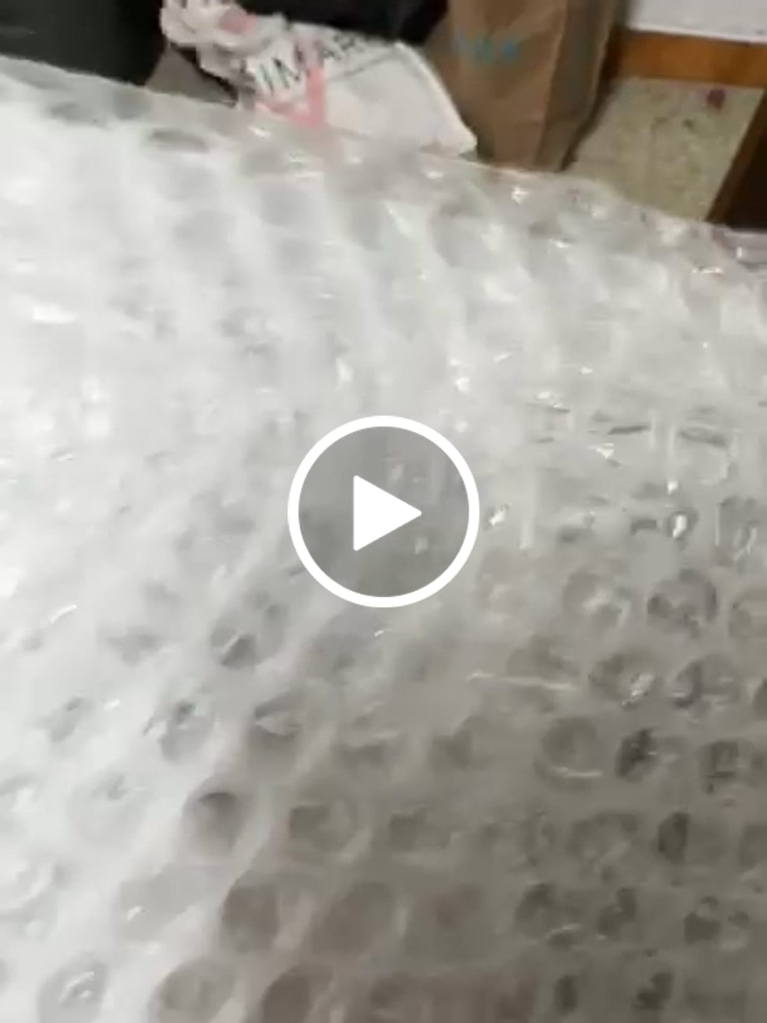 Customer video review of PERFUME FAKHAR PLATIN LATTAFA - 100ML