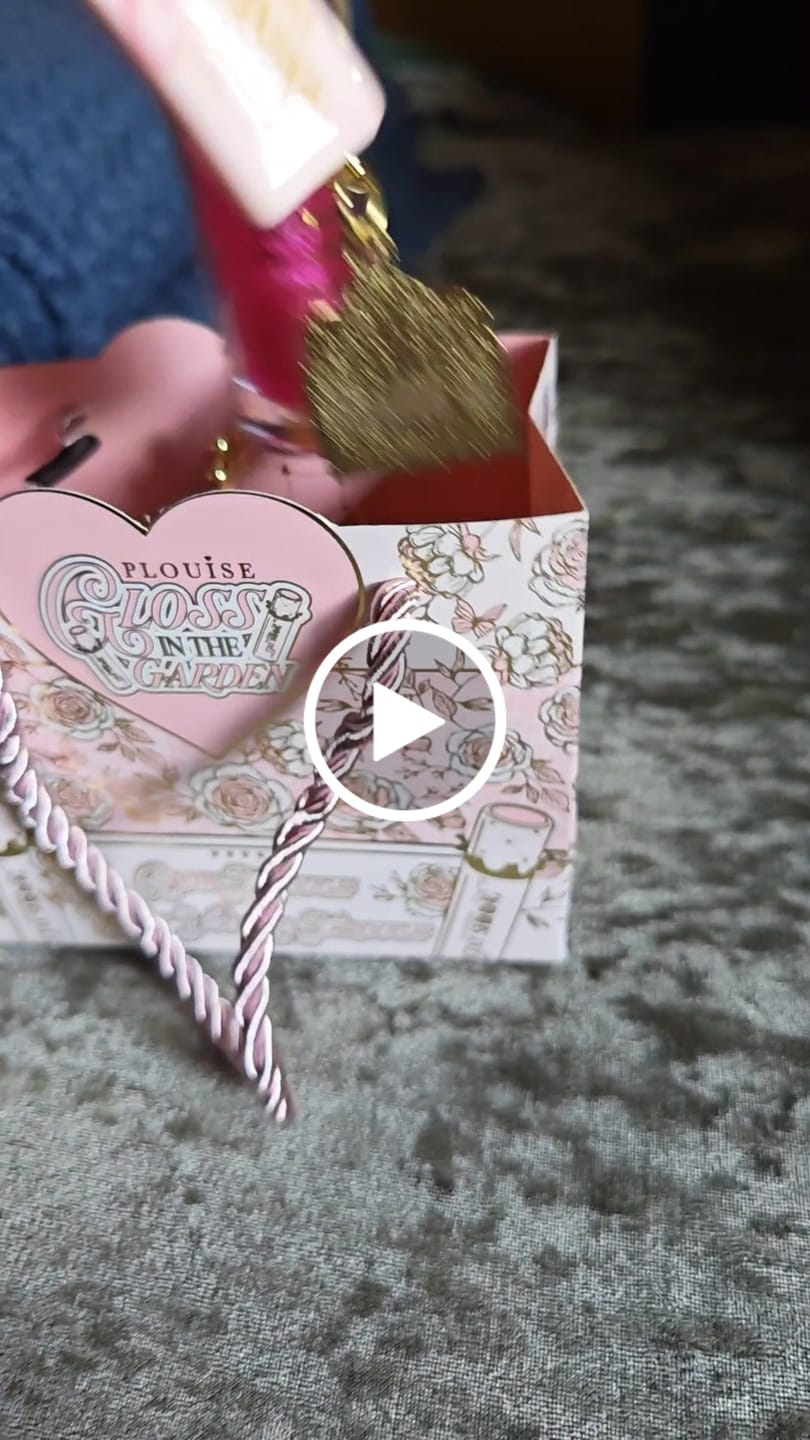 Customer video review of Personalised Stay Shining Lip Oil