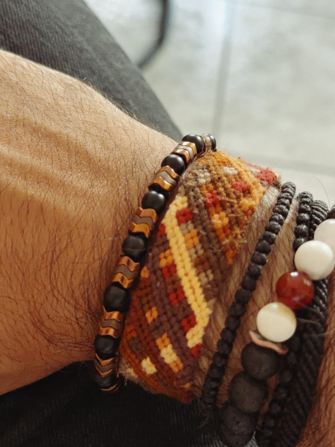 Customer photo review of Obsidian Armband - Power