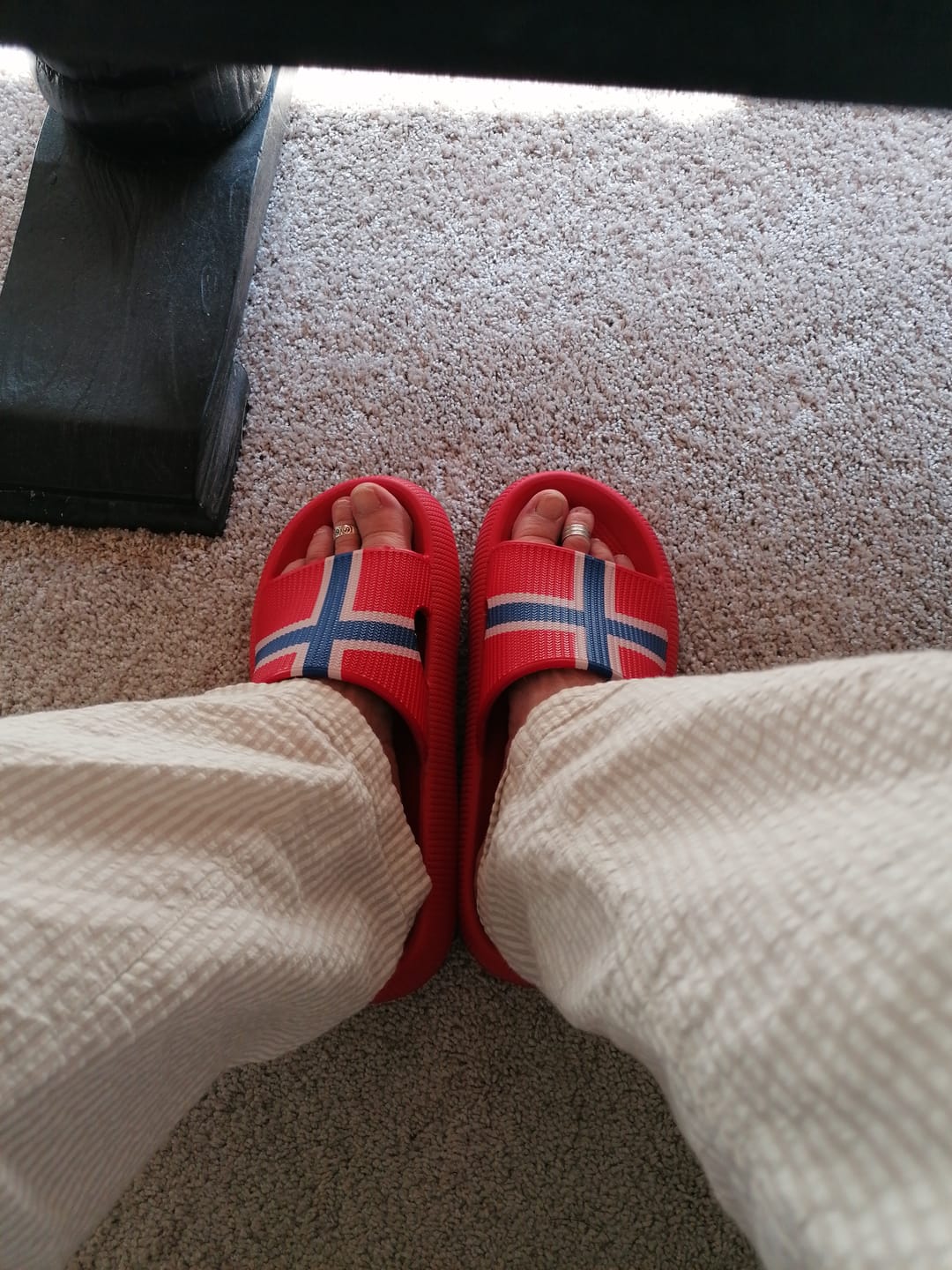 Customer photo review of HappyFlops Original