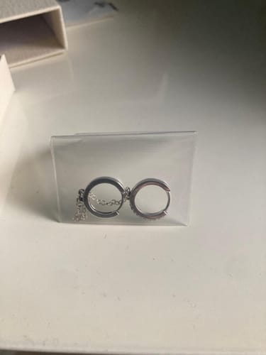 Customer photo review of Pendiente Hoop Chain