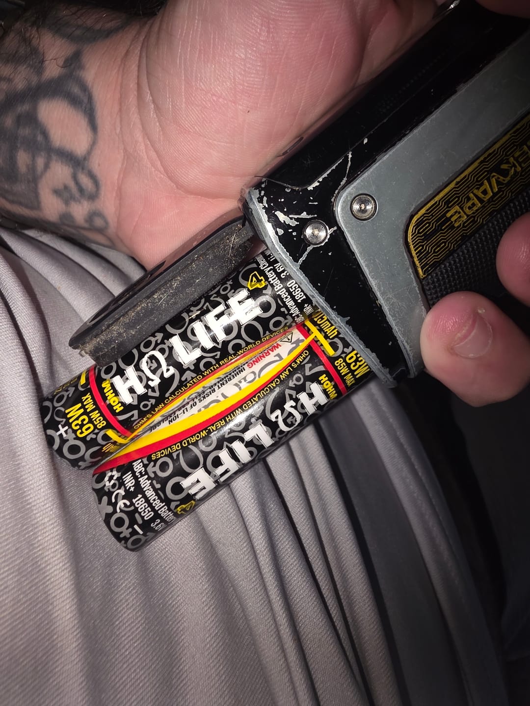 Customer photo review of Hohm Tech Life V4 18650 3015mAh 22.1A Battery