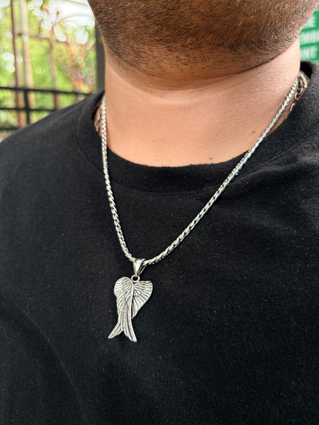 Customer photo review of Rhodium Plating Anti Tarnish Waterproof Leaf Chain