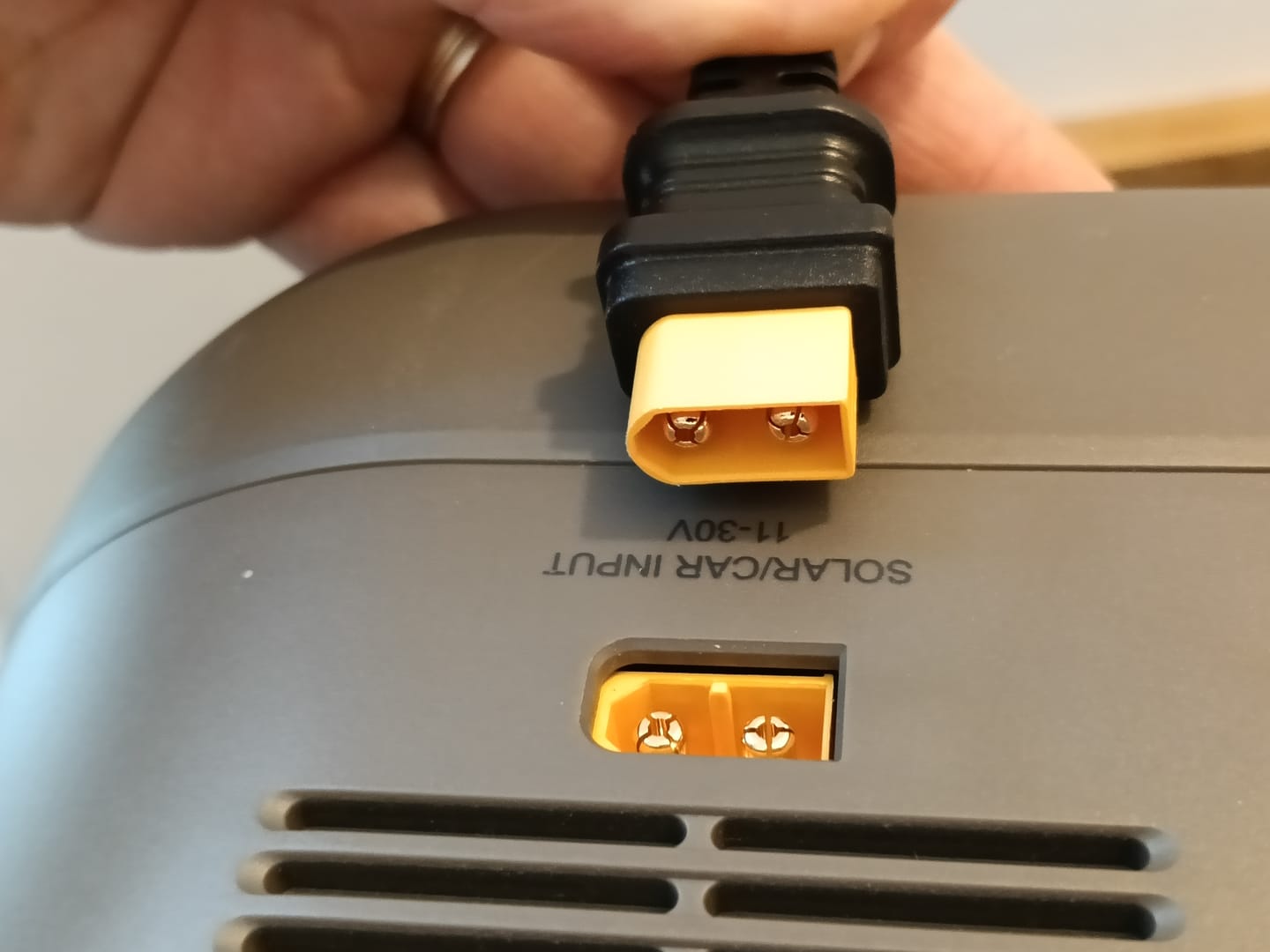 Customer photo review of ALLPOWERS Câble solaire USB-C vers XT60 pour SOLAX P100
