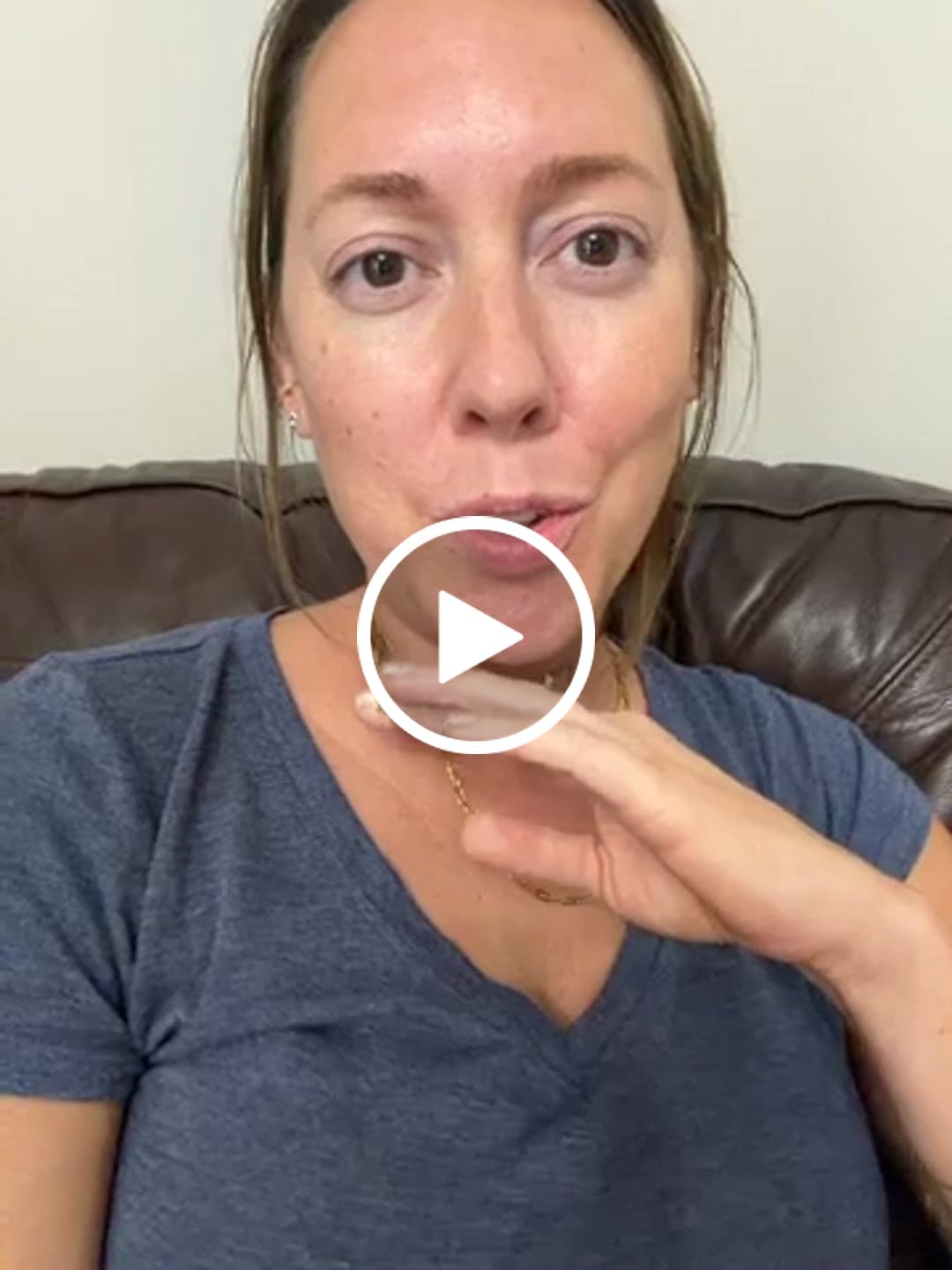 Customer video review of Clover Cutie Chain (Bundle)