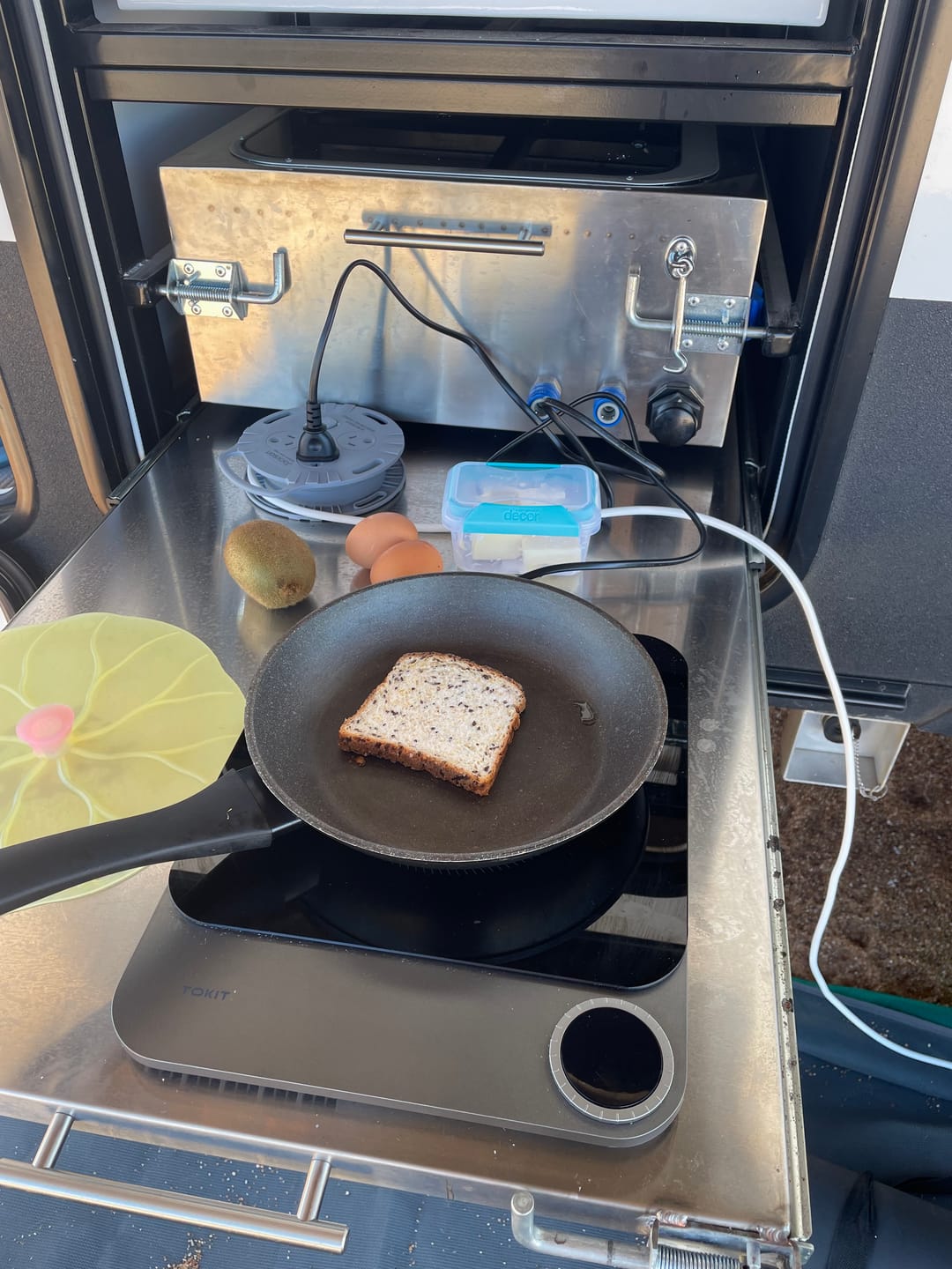 Customer photo review of TOKIT Smart Induction Cooker Pro