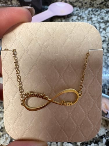 Customer photo review of Pulsera Infinito - Personalizado