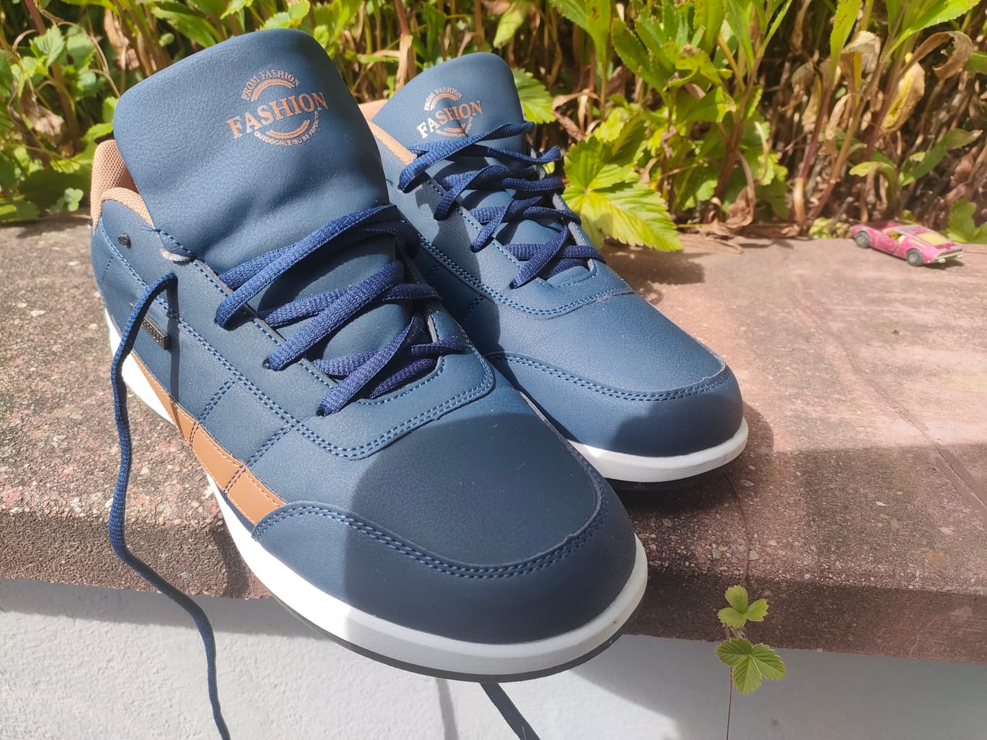 Customer photo review of Chaussures de luxe décontractées et confortables pour hommes