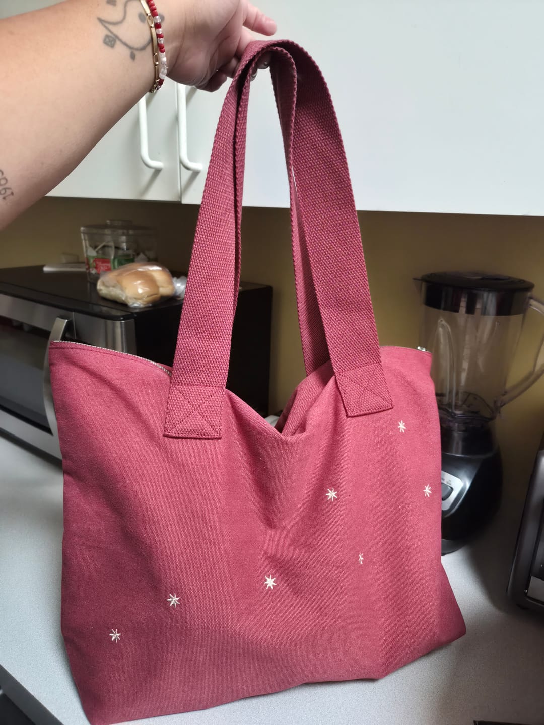 Customer photo review of [2ND PRE-ORDER] BTS - ARIRANG WORLD TOUR OFFICIAL MD FABRIC BAG