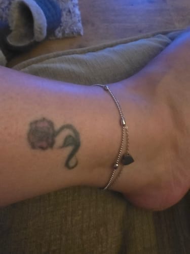 Customer photo review of Tobillera Love