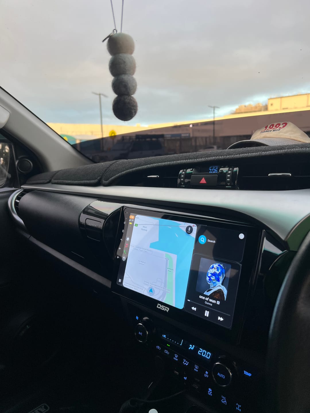 Customer photo review of Toyota Hilux N80 (2016-2025) DSR Head Unit