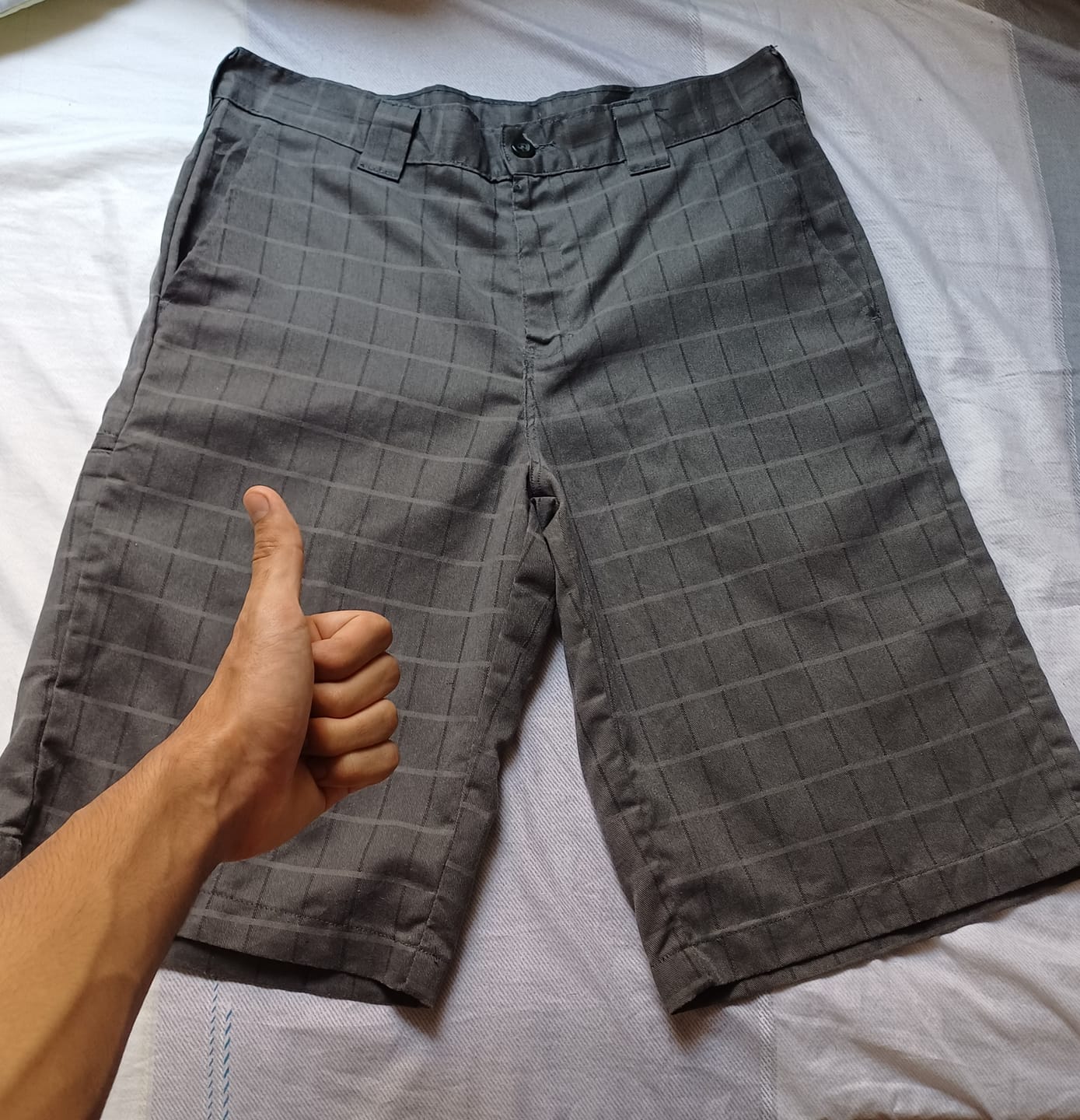 Customer photo review of 2000 Dickies Gray Plaid Work Short (32)
