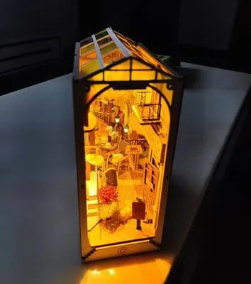 Customer photo review of Book Nook - Ville du Soleil