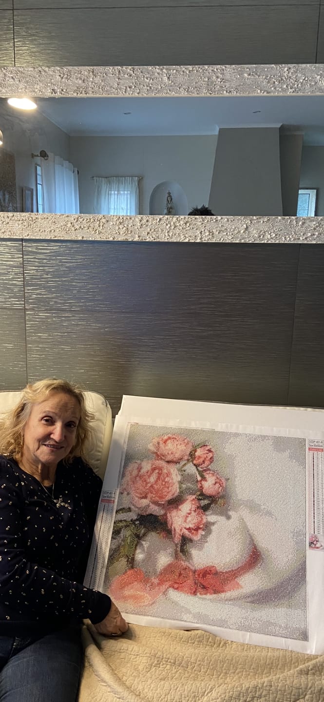 Customer photo review of Broderie Diamant - Chapeau Blanc et Fleurs