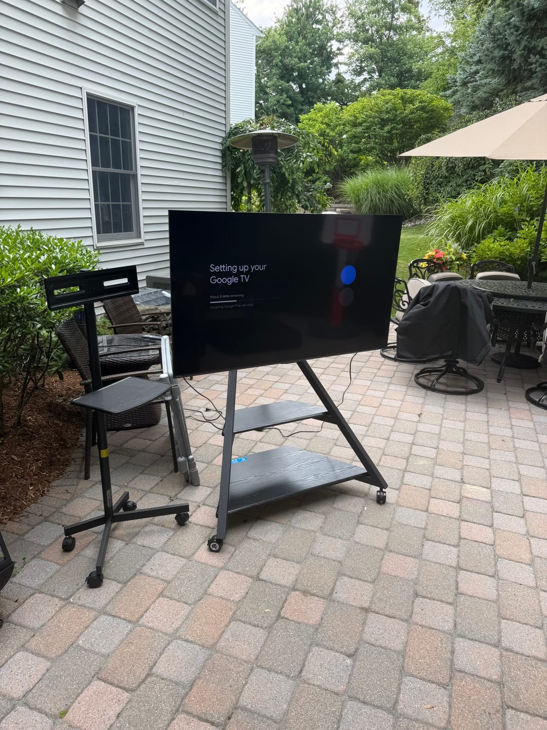 Customer photo review of Outdoor TV Stand Eiffel Collection