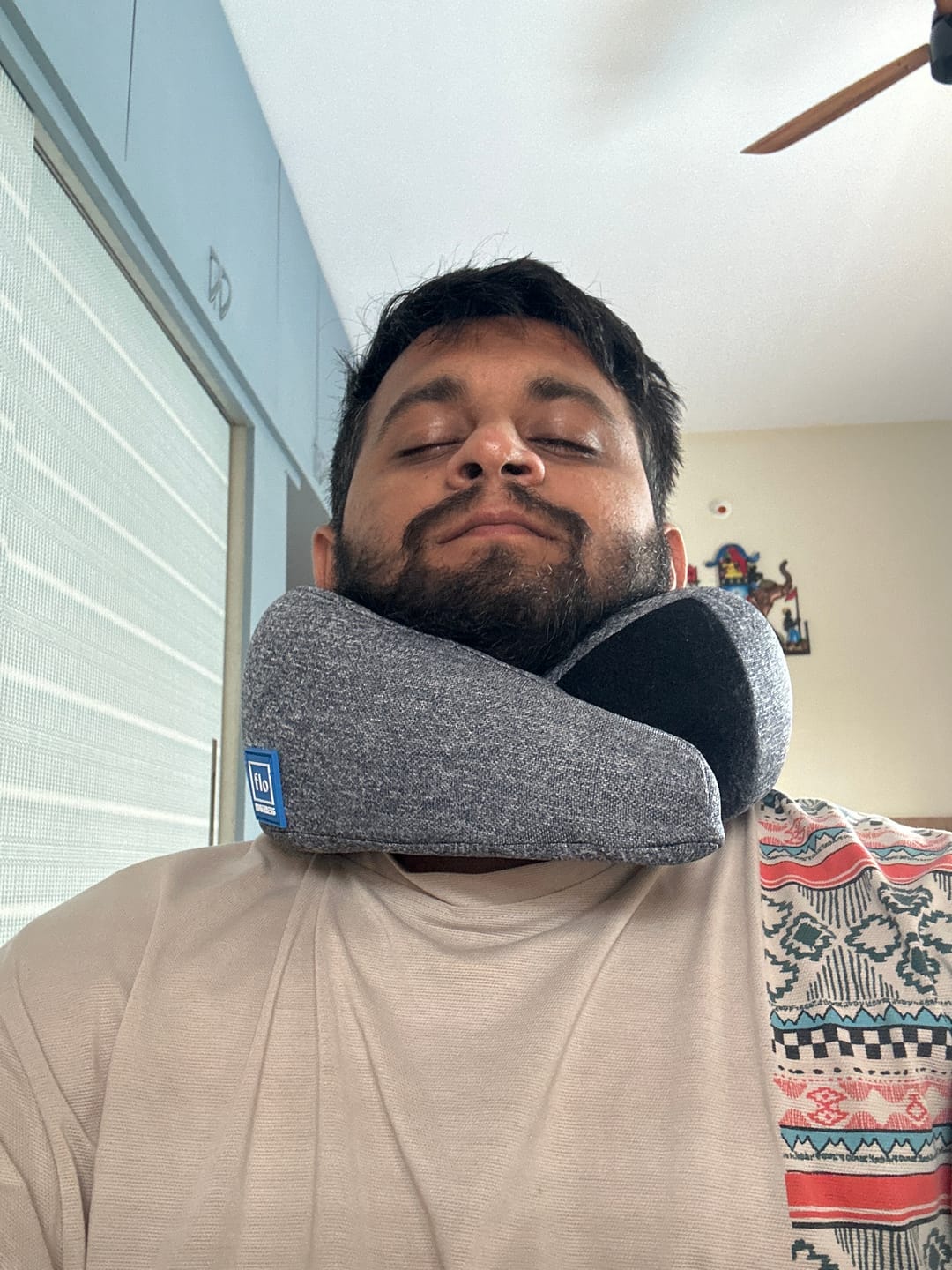 Customer photo review of 360° Neck Support Pillow