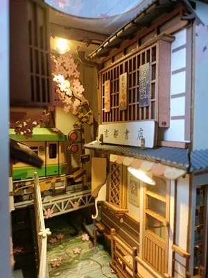 Customer photo review of Book Nook - Sakura Densya