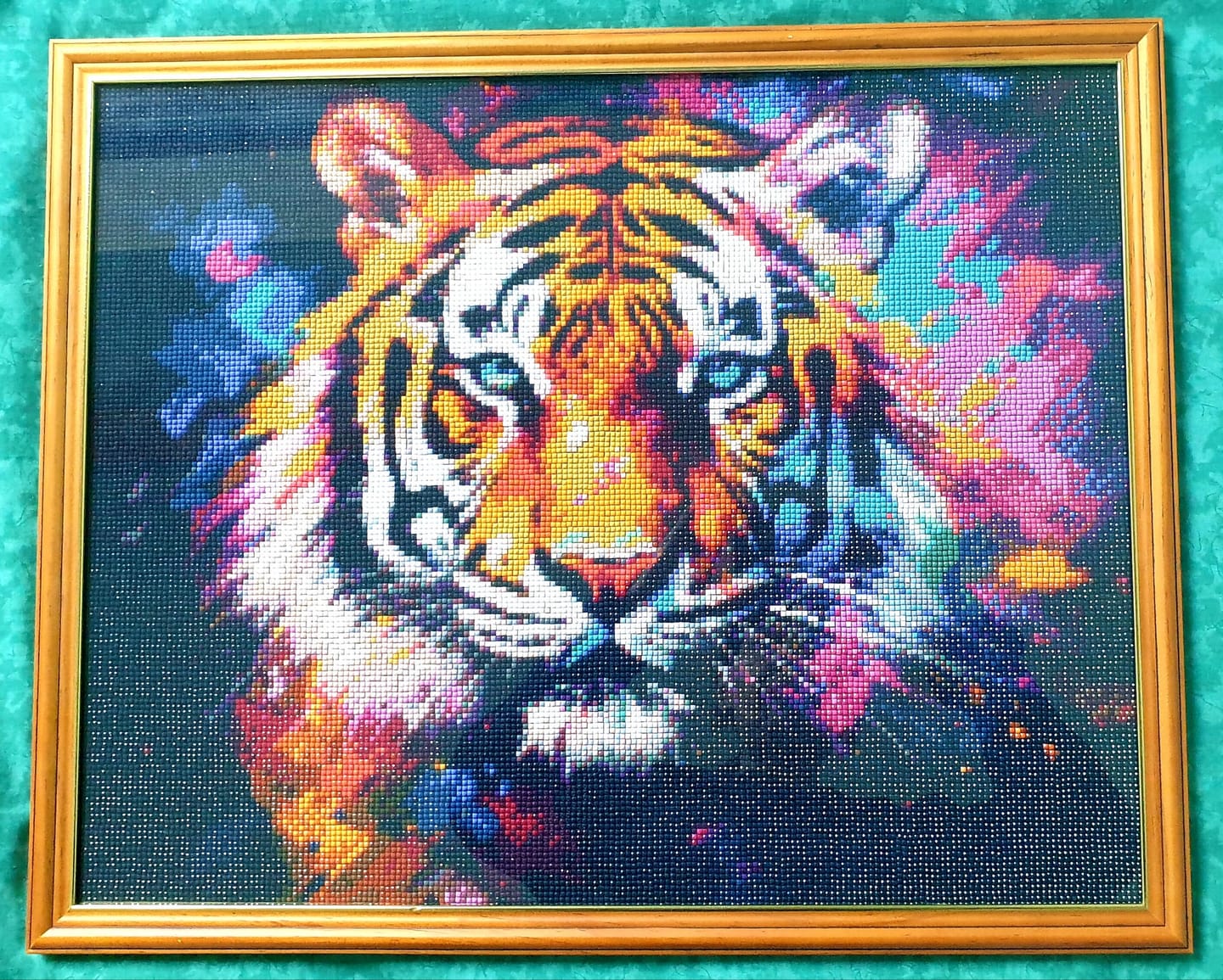 Customer photo review of Broderie Diamant - Tigre Coloré Abstrait