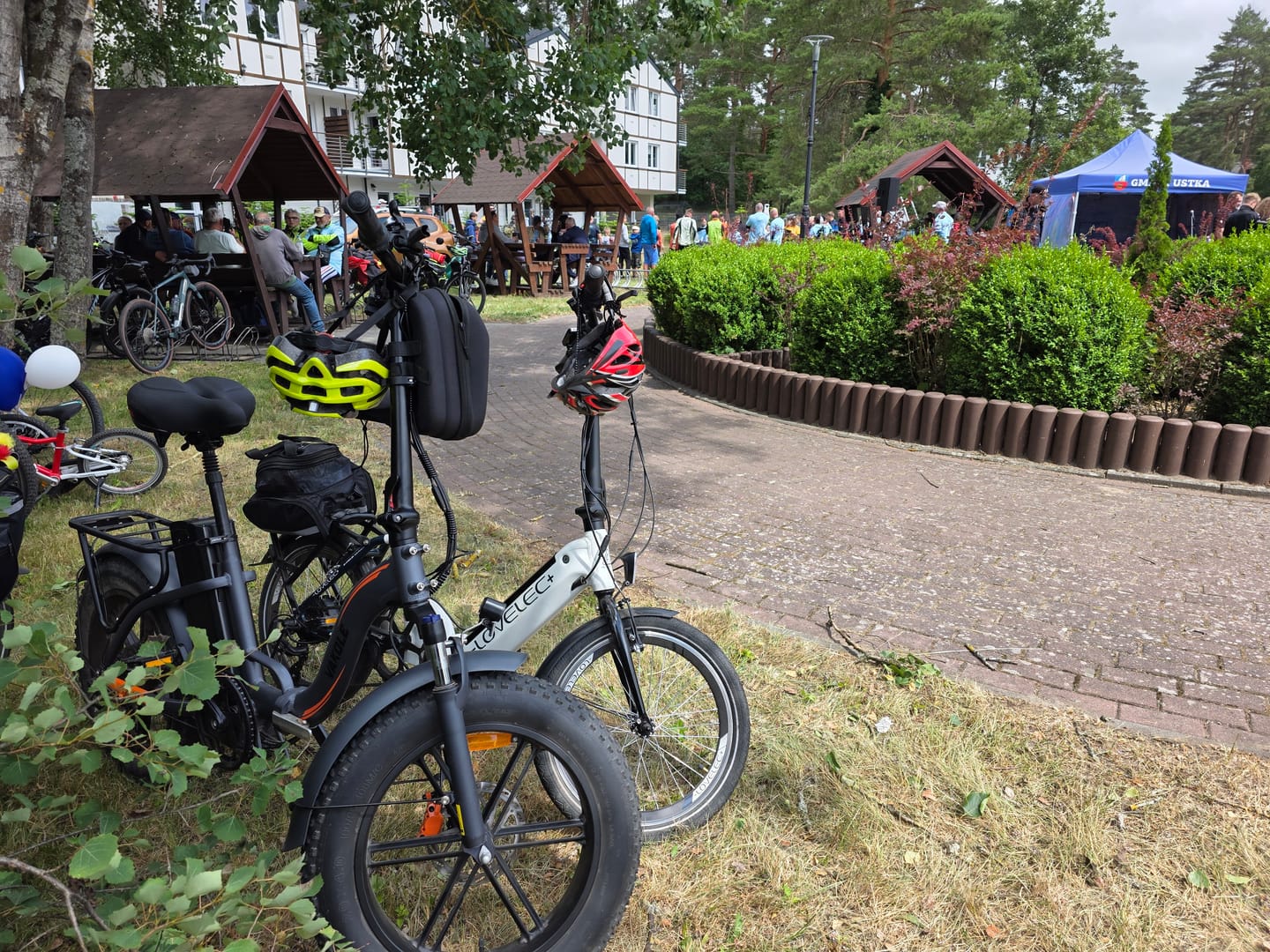 Customer photo review of Vakole Y20 Pro 20" Fat Bike 1440Wh Foldable Step-through E-bike 48V 30Ah Battery