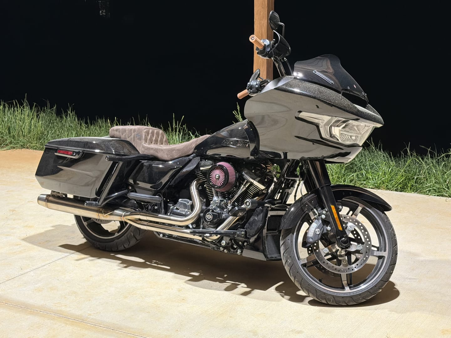 Customer photo review of Intimidator Exhaust  |  2017-2026 Harley M8 Bagger / Touring / CVO Models
