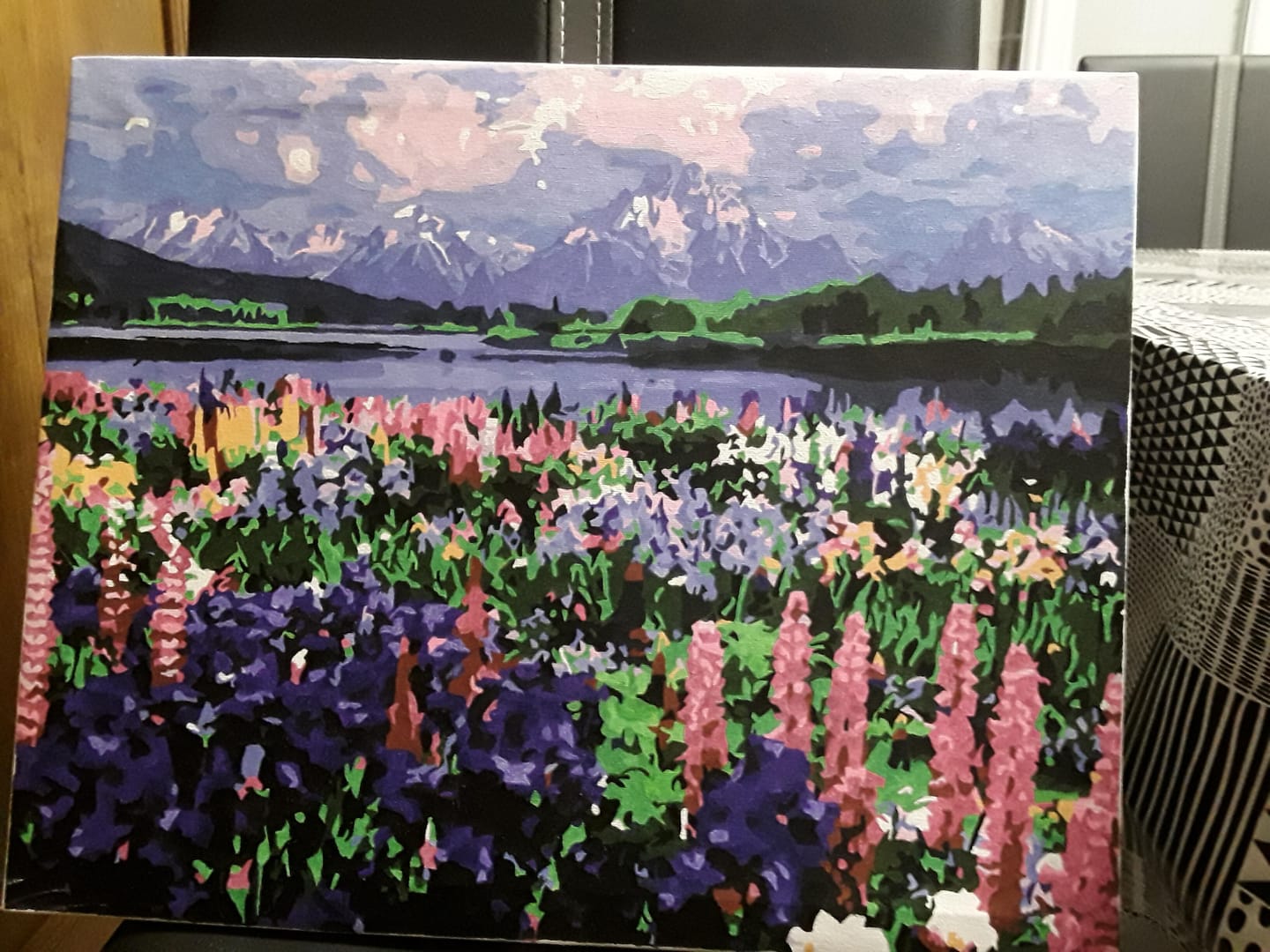 Customer photo review of Fleurs et Lac au pied de la Montagne