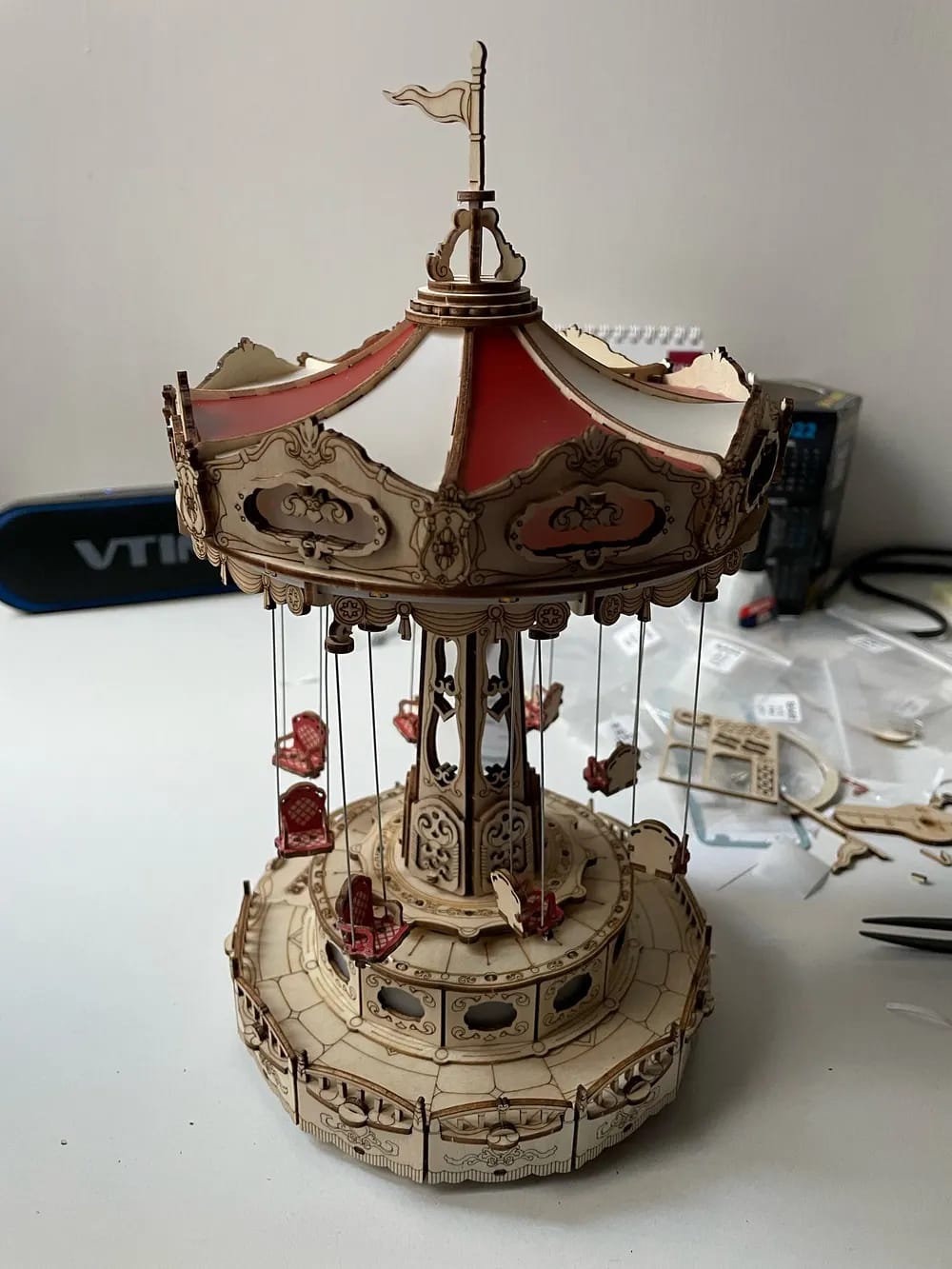 Customer photo review of Puzzle 3D Manège à chaises volantes