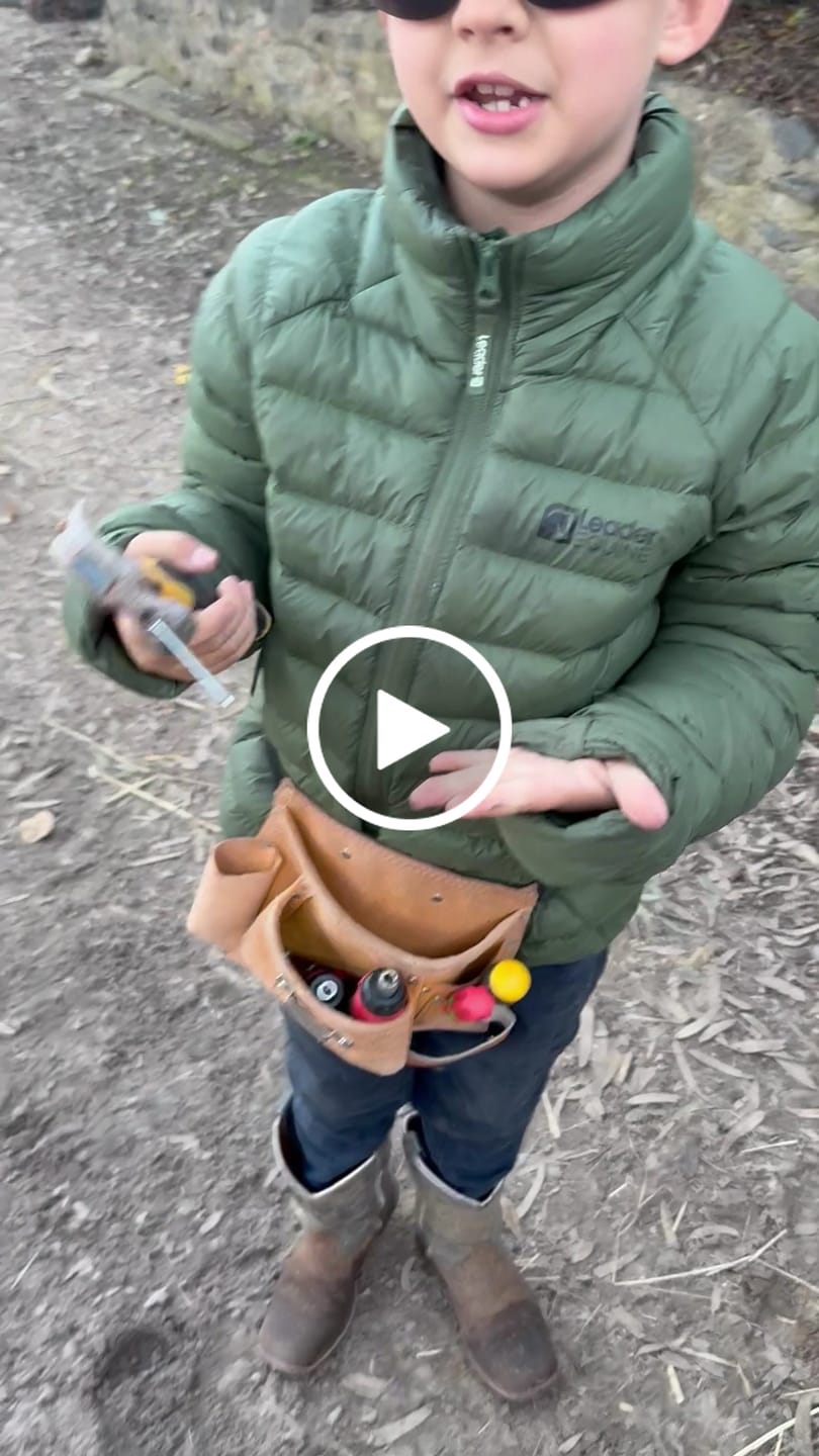 Customer video review of LE Snowy Mountain Puffer Jacket