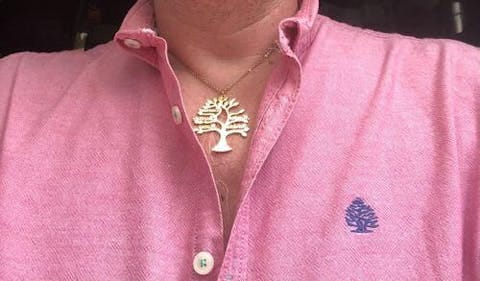 Customer photo review of Personoitu sukupuu-kaulakoru