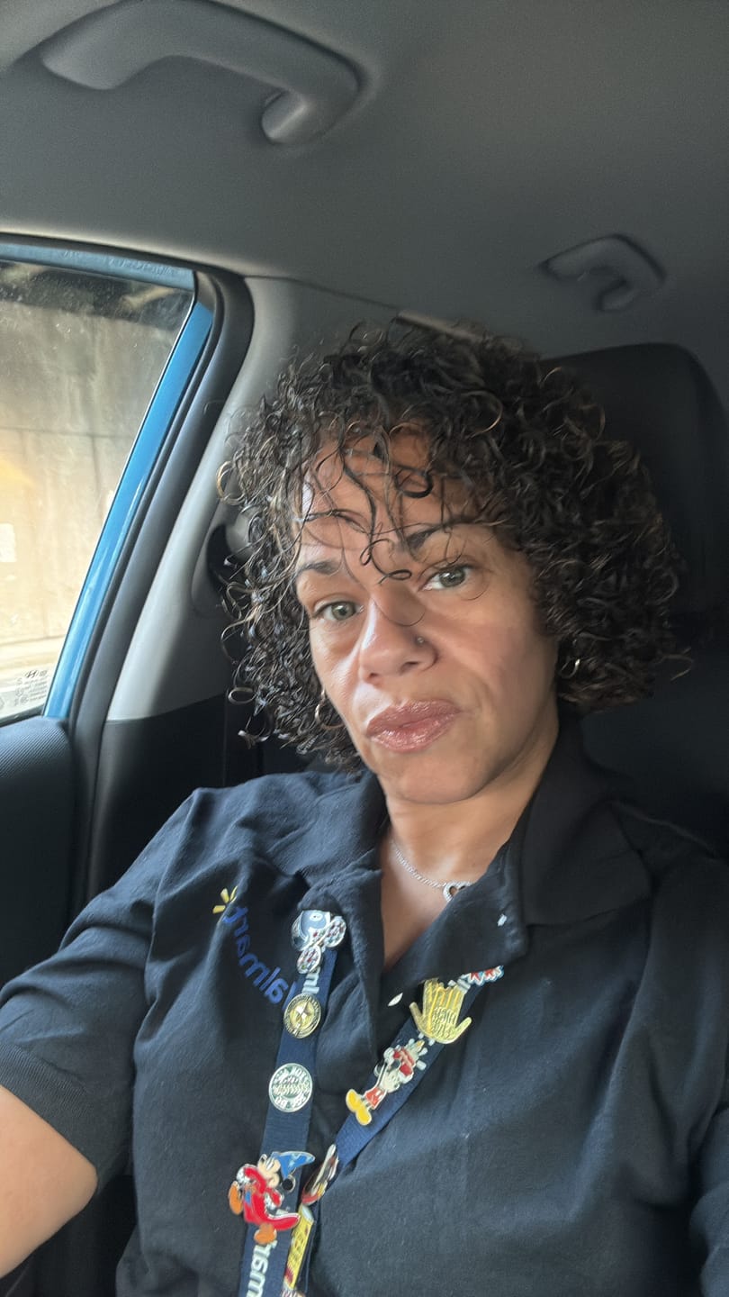 Customer photo review of Amazonia Green Prescription Coloured Contact Lenses
