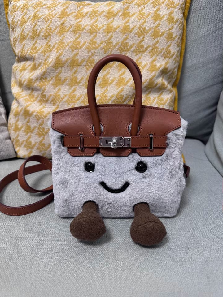 Customer photo review of Carrier Mallow - תיק יד רך