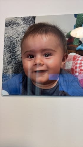 Customer photo review of קיר תמונות מתמגנטות