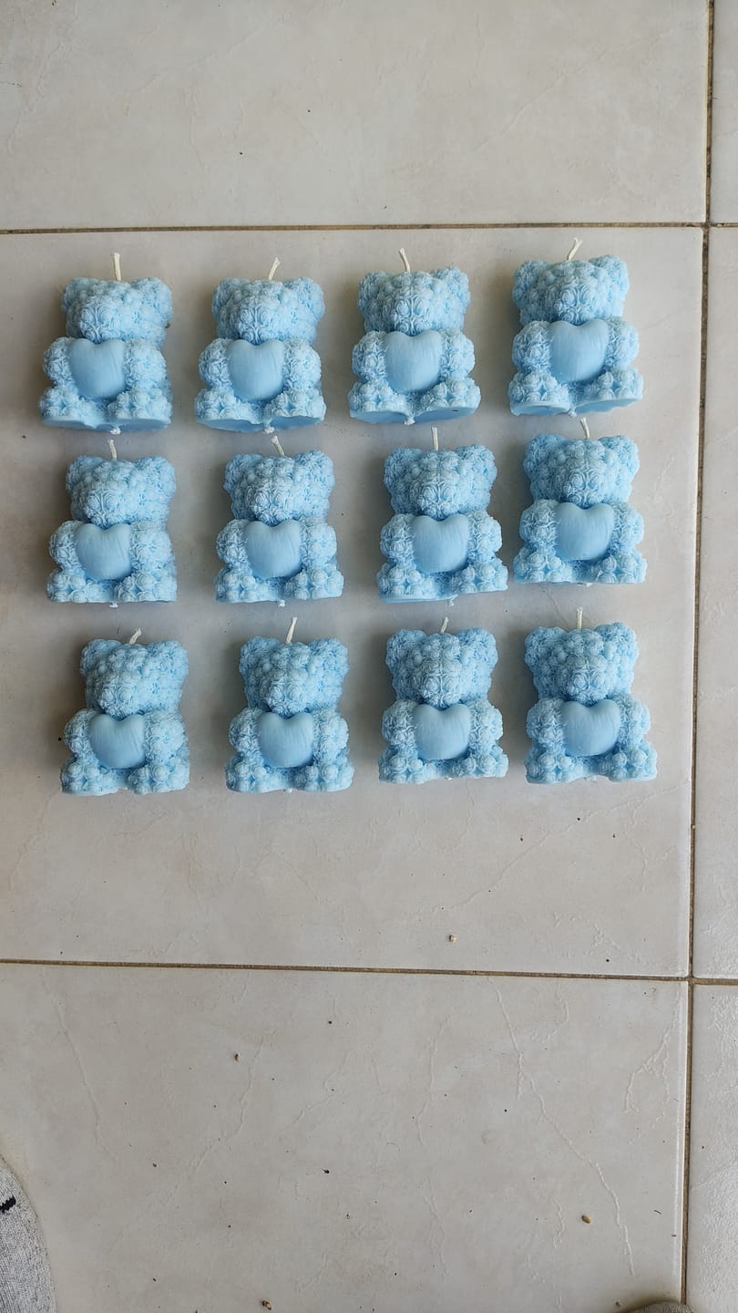 Customer photo review of ✨ Cera Premium Lista para MOLDE – Ideal para Velas de molde ,Waxmelts y figuras decorativas