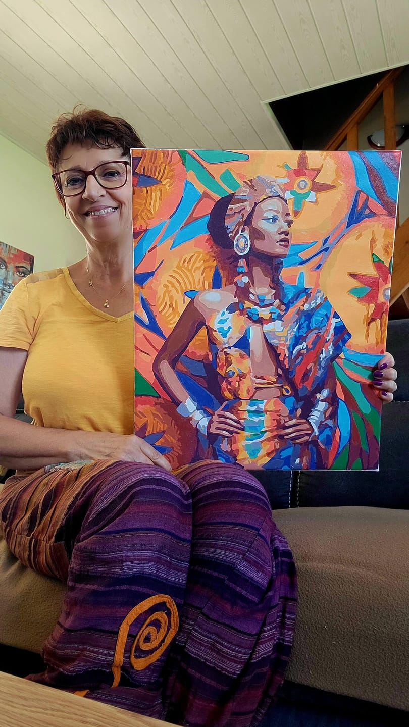 Customer photo review of Femme Africaine traditionnelle