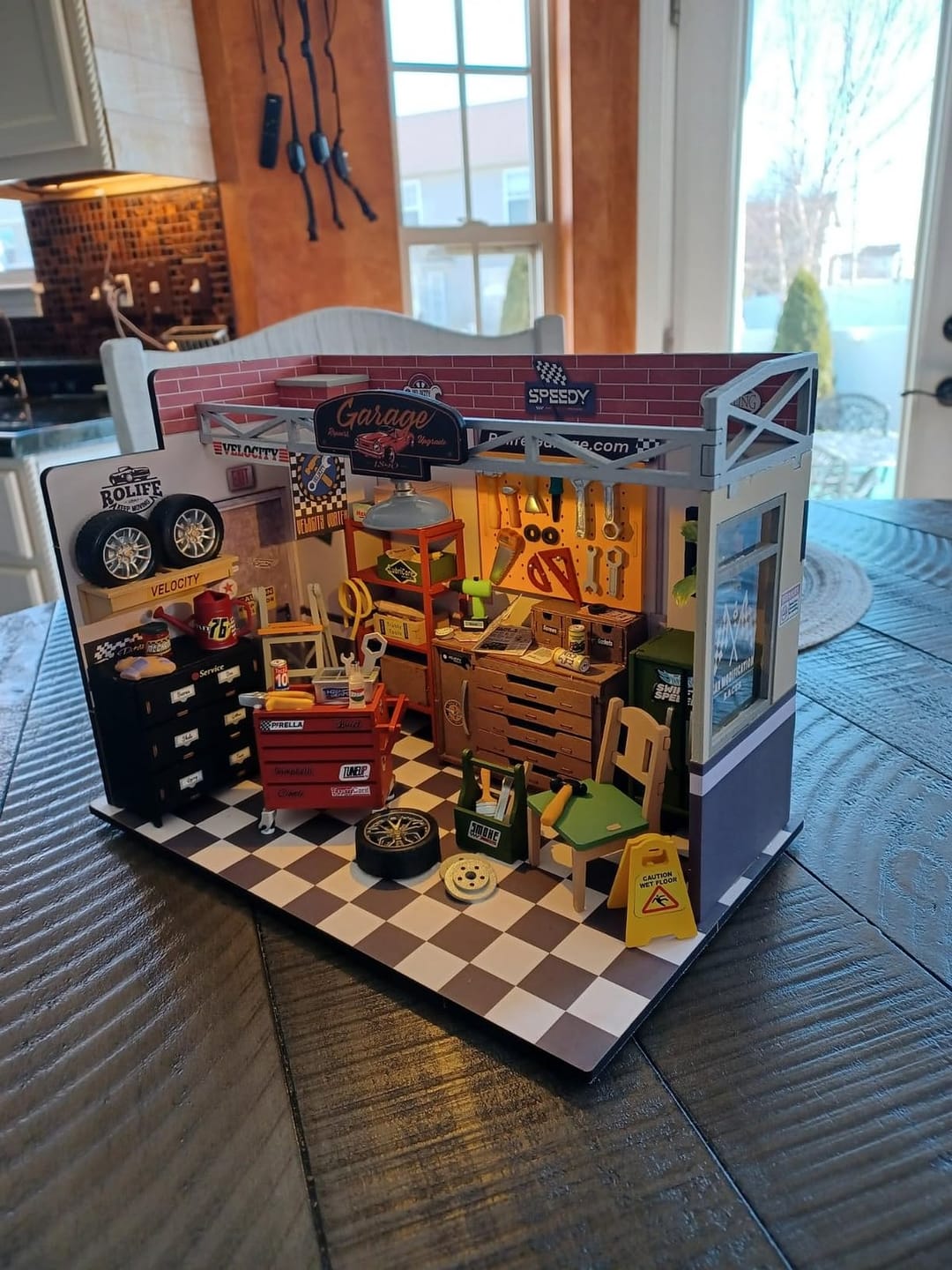 Customer photo review of Maison miniature Atelier de garage