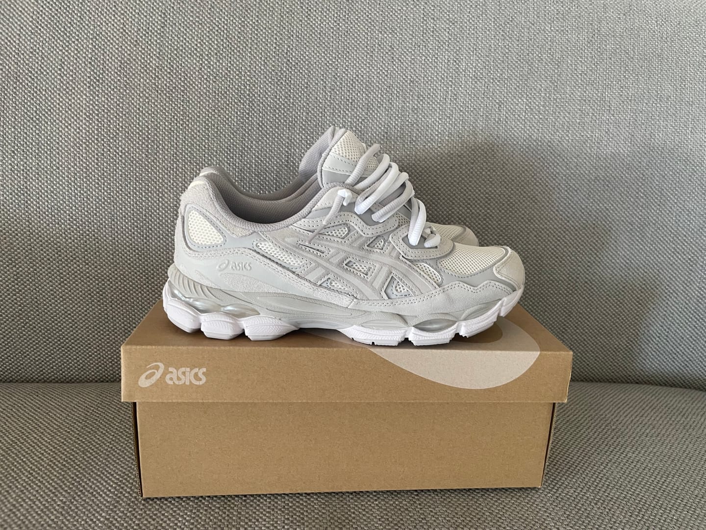 Customer photo review of GEL-NYC Cloud Grey - Double Laces