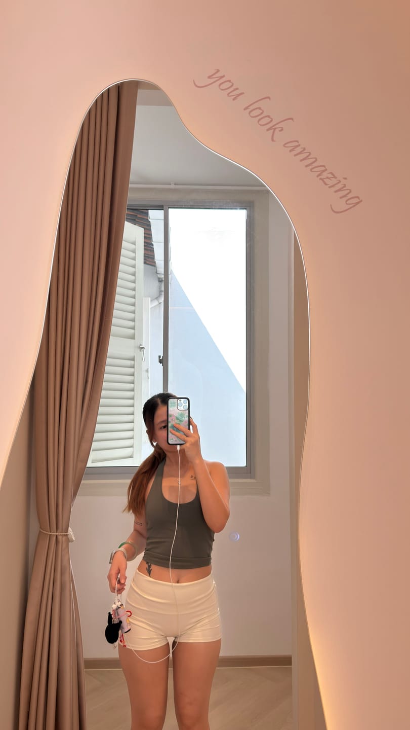 Customer photo review of Sylvia Yoga Shorts