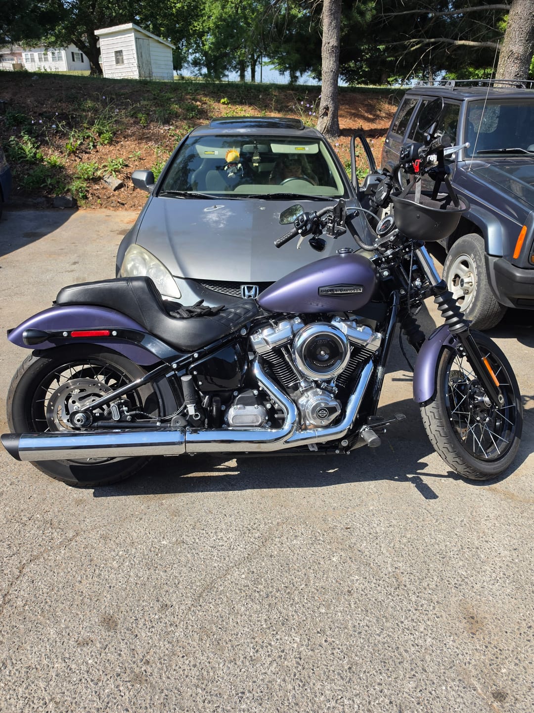 Customer photo review of Iron Born Diamond Stitch 2-Up Seat for Harley Softail Street Bob FXBB/S