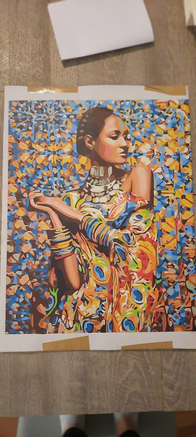 Customer photo review of Femme en Habits traditionnels