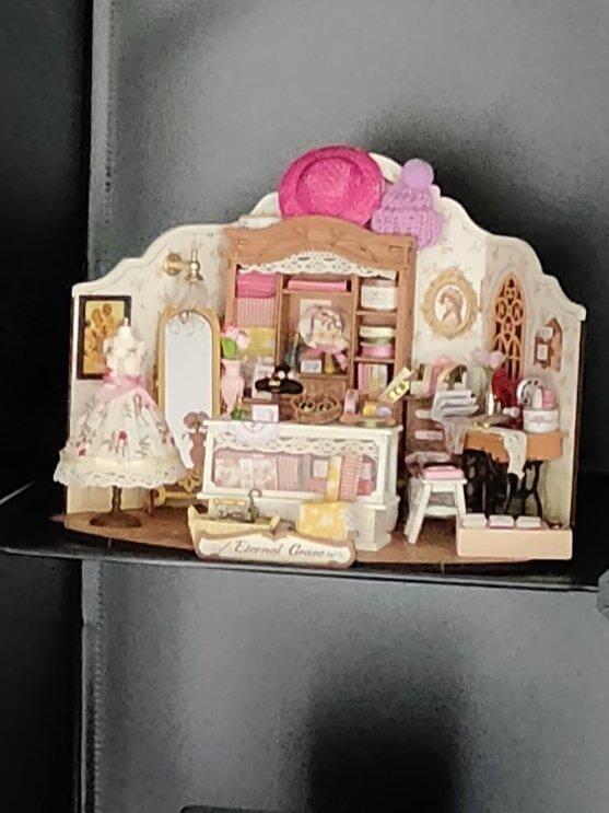 Customer photo review of Maison Miniature - Atelier de couture d'Elsa