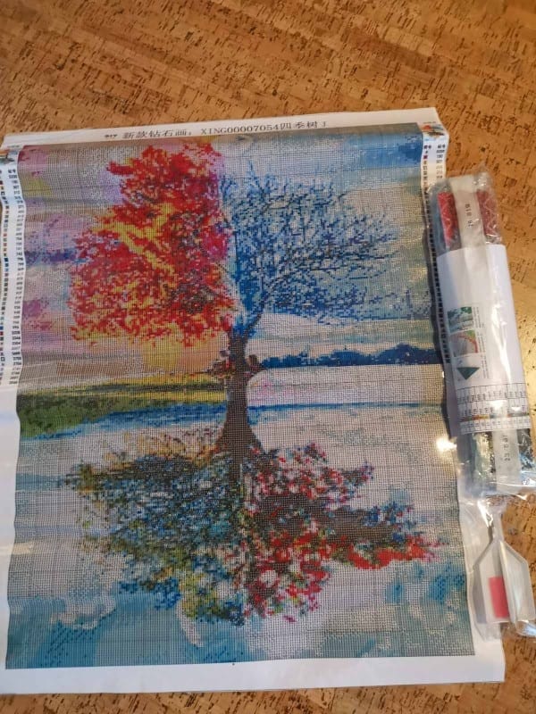 Customer photo review of Broderie Diamant - Arbre 4 saisons Classique