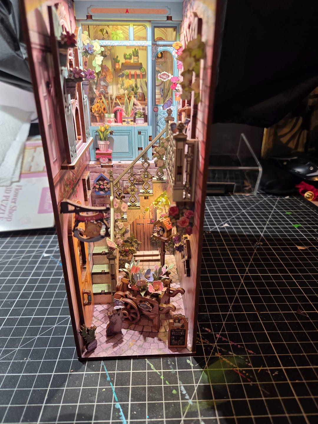 Customer photo review of Book Nook - La Boutique de Fleurs