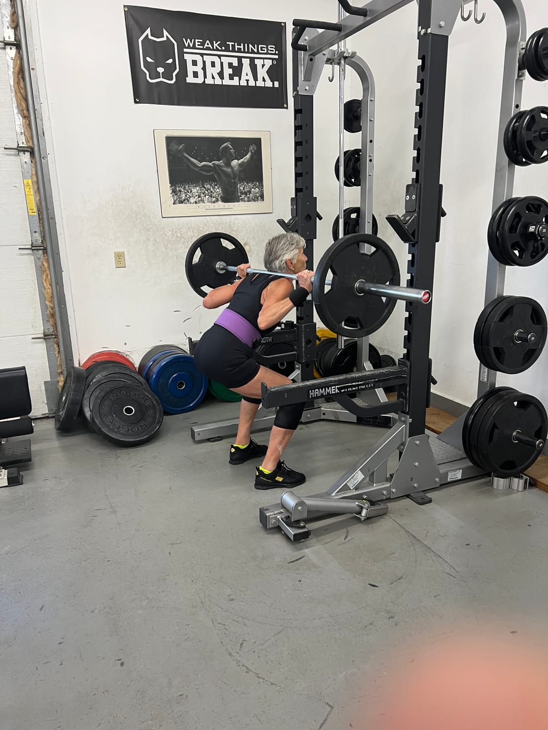 Customer photo review of 7MM Inferno Knee Sleeves - Black