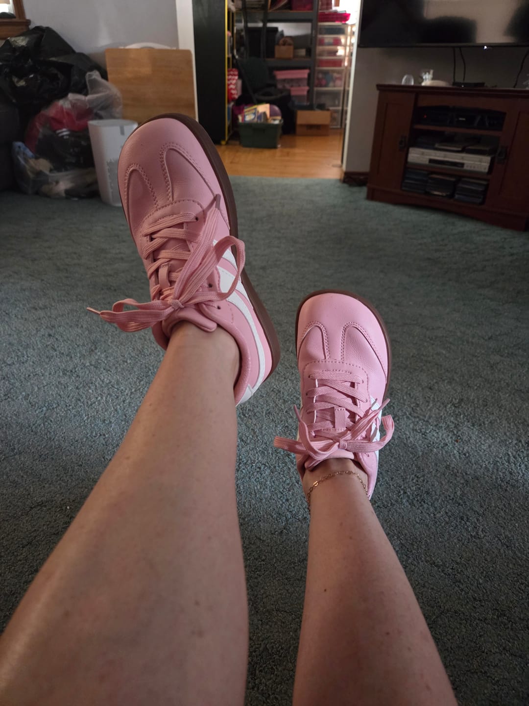 Customer photo review of Laurel - Wide Toe Shoes