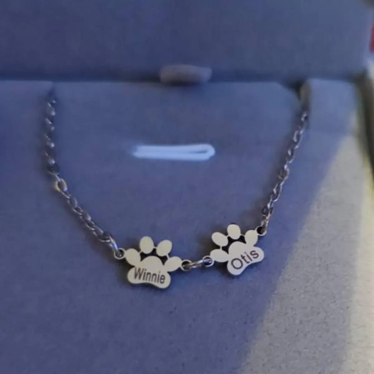 Customer photo review of Pulsera Personalizada con Huella y Nombre
