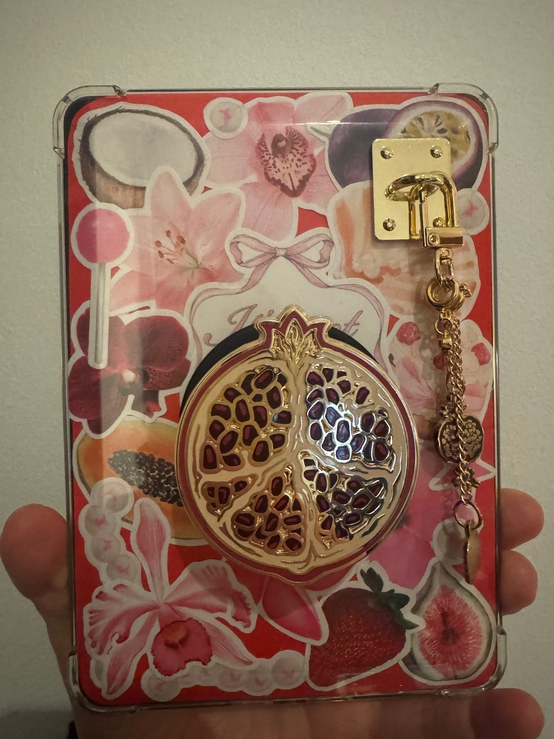 Customer photo review of Pomegranate Clingie