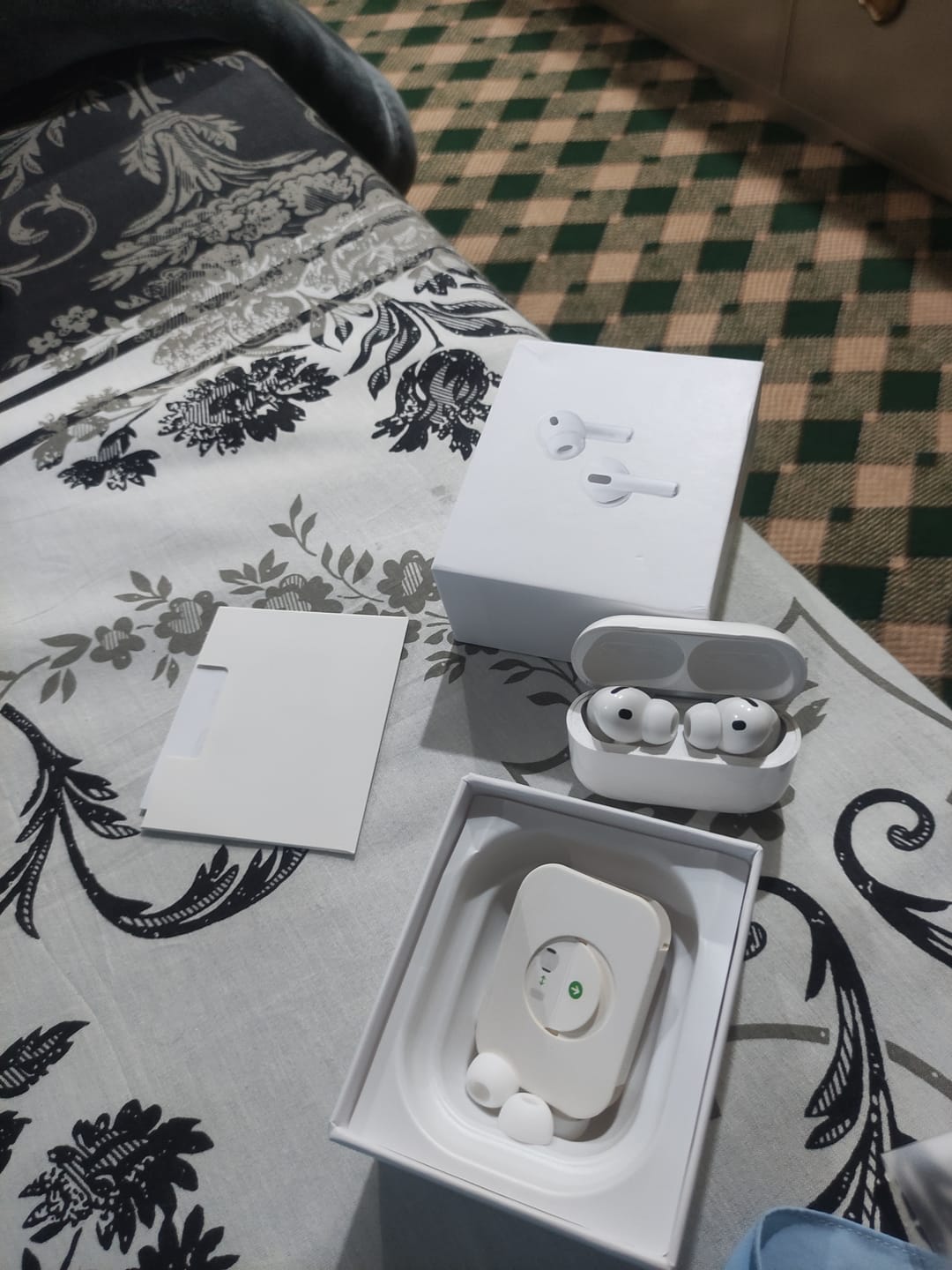 Customer photo review of AirPods Pro Titanium