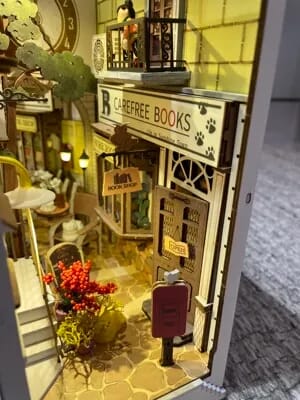 Customer photo review of Book Nook - Ville du Soleil
